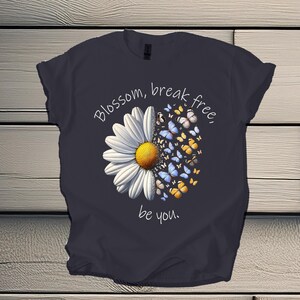 Daisy Butterfly T Shirt, Butterflies Top, Wildflower Shirt, Cottagecore Shirt, Flower Tshirt, Flowers Gift T-shirt, Botanical Tee, Flower