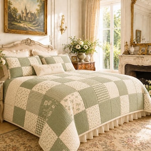 Vintage Sage Green Patchwork Comforter Set, Cottagecore Bedding, French Country Quilt Comforter, Chateaucore Bedroom Decor, Farmhouse Bed