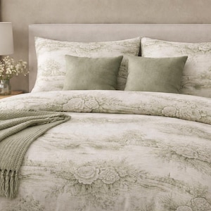 Krämfärgad salviagrön kålrosa Toile de Jouy 100 % bomullsöverkast | Chateaucore fransk lantlig blommig överkast Shabby chic inflyttningsstil