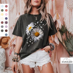 100% Cotton Comfort Colors Daisies Tshirt Florals Flower Graphic Tee Gardener Spring Shirts Gift for Mom Grandma Daisy Flowers Ecofriendly