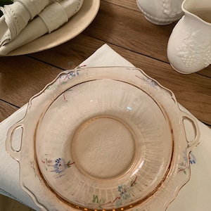 PINK DEPRESSION GLASS &quot;Mayfair&quot; Open Rose 10&quot; Vegetable Bowl