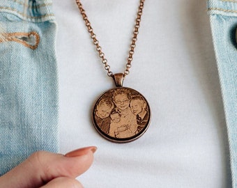 Engraved Photo Necklace Pendant - Gift For Her - Gift Women - Gift For Women - Christmas Gift Ideas - Christmas Jewelry - Photo Gift Mom
