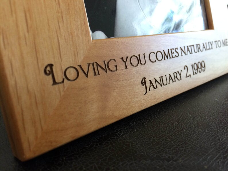 Personalized Solid Wood Frame, Engraved Frame, Custom Frame, Photo Frame, Picture Frame, Frames, Wall Frame, Family Portrait, Birthday Gift 画像 3