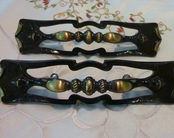 Lot of 6 Amerock Brass Drawer Pulls Round Floral Rosette Knobs Vintage 596-1