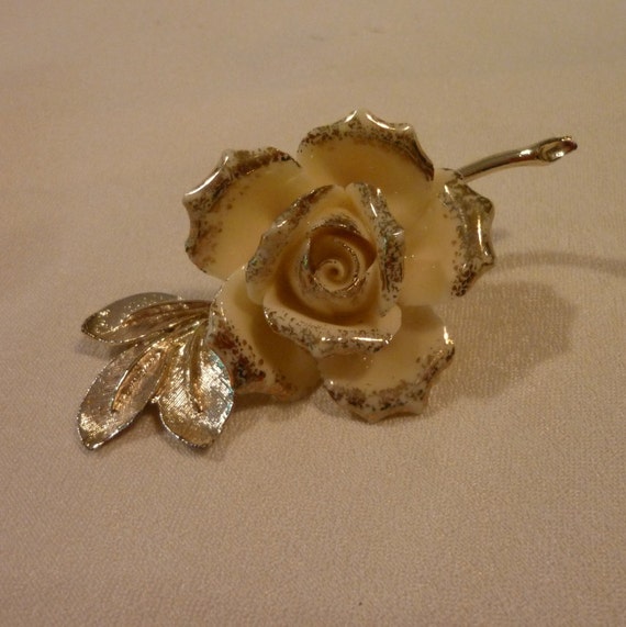 Vintage Enamelled Rose Brooch -Cream and Gold Fro… - image 1