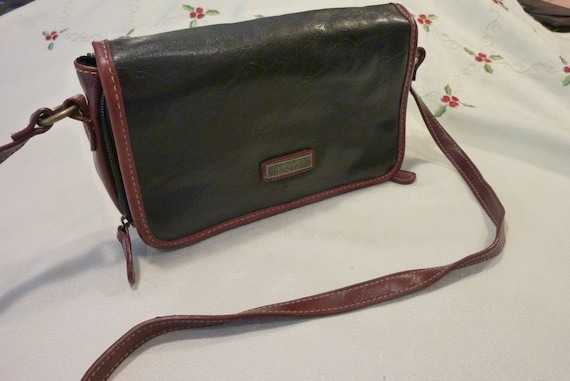Gloria vanderbilt suitcase hotsell