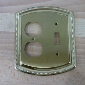 Vintage strömbrytarplatta - Metallmässingsplatta - Dubbel strömbrytarplatta - Upphöjd repkant ~ Väggdekorationstillbehör ~ El och duplex