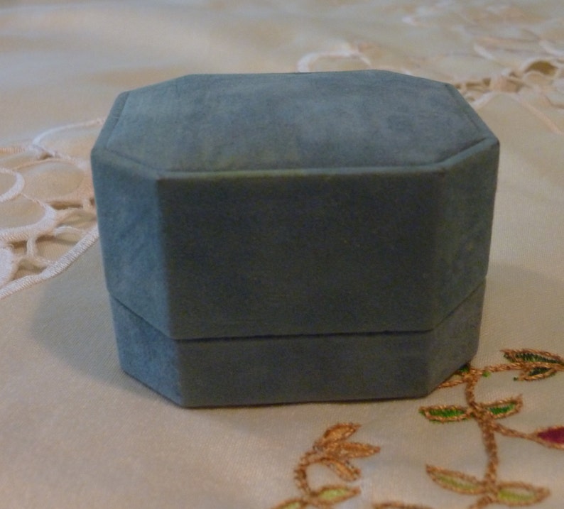 Gift for Her Iconic Light Blue Plush Special Ring Holder Vintage Birks Ring Box