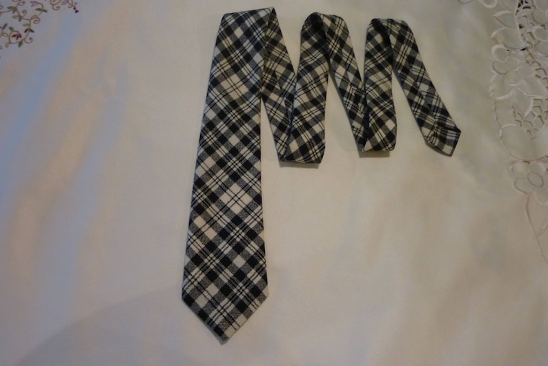Vintage Wardrobe Boardroom Men/'s Suit Accessories Business Attire Vintage Neck Tie Black and Cream Pure Wool Tie