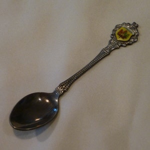 Vintage Silver Spoon - Canada Souvenir Spoon - Silver Teaspoon - Travel - Made In Holland