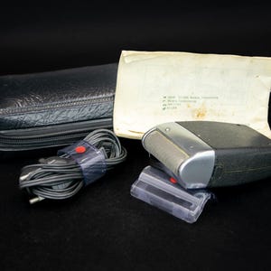 Vintage electric shaver Retro electrical shaver Shaving kit in original box 127/220 volts MIKIA shaver USSR shaving machine Old shaver