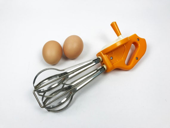 Batteur à oeufs de mélangeur tenu dans la main, cuisine rotatoire d'outil de batteur de batteur d'oeufs de batteur de batteur d'oeufs de main d'acier inoxydable(Orange