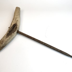 Herramienta de perforación vintage Gimlet primitivo Sinfín antiguo Herramienta para trabajar la madera Barrenador retro Herramienta primitiva Fabricante de agujeros Herramienta de carpintería Herramienta industrial