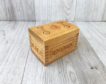 Vintage wooden box Trinket box Small wooden souvenir box Bulgarian box Wooden chest Jewelry box Collectible box Home decor Gift for her