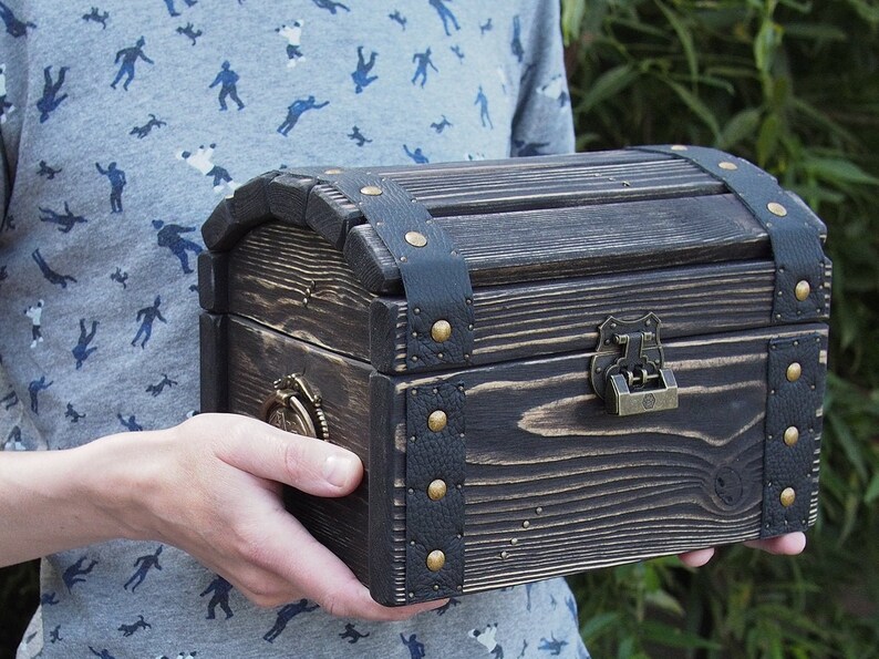 Cofre del tesoro pirata negro cofre de almacenamiento de | Etsy