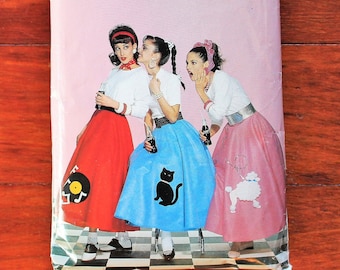 Butterick 4114 - Poodle Skirt - Sock Hop - Costume - 90s Vintage Sewing Pattern