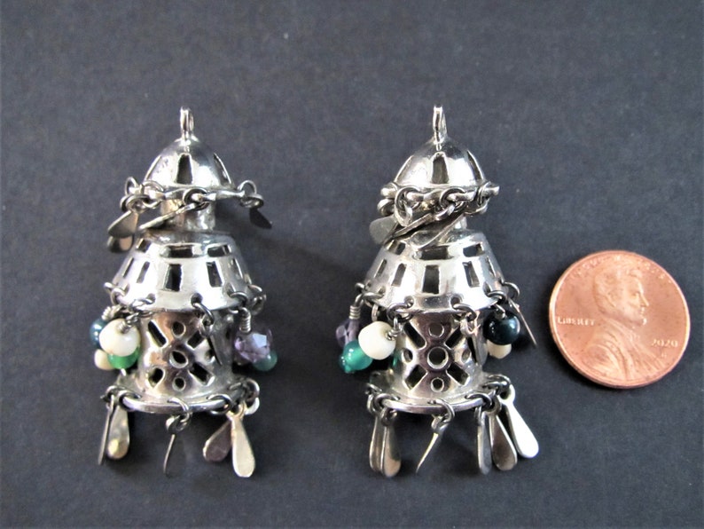 Natacha Brooks Earrings Lantern image 4