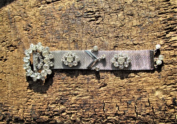 Adele Simpson Mesh Ribbon Rhinestone Brooch