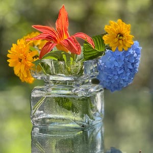Helena Tynell Finnish Glass Vase