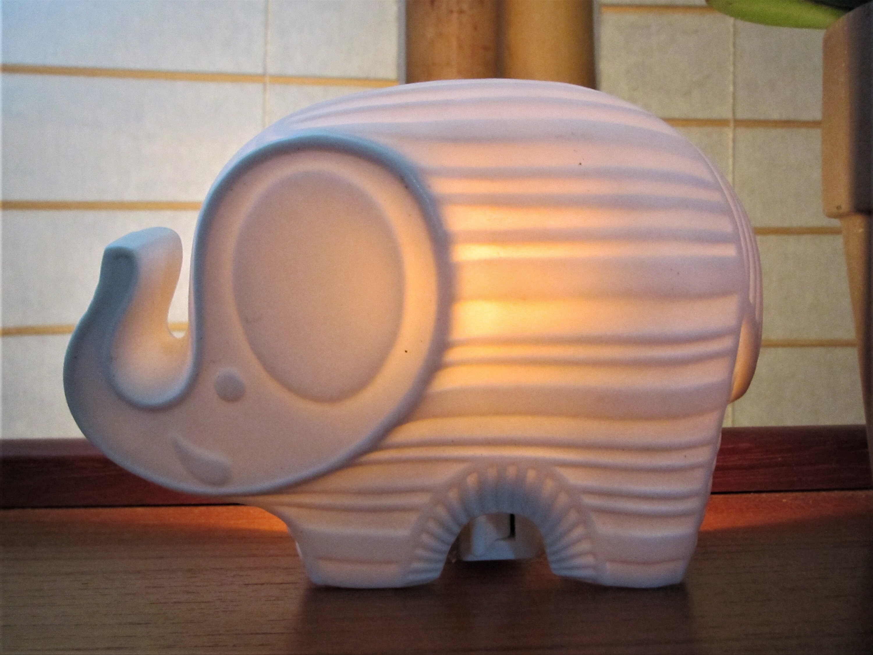 Jonathan Adler Elephant Nightlight Ceramic Decor Nursery Lamp