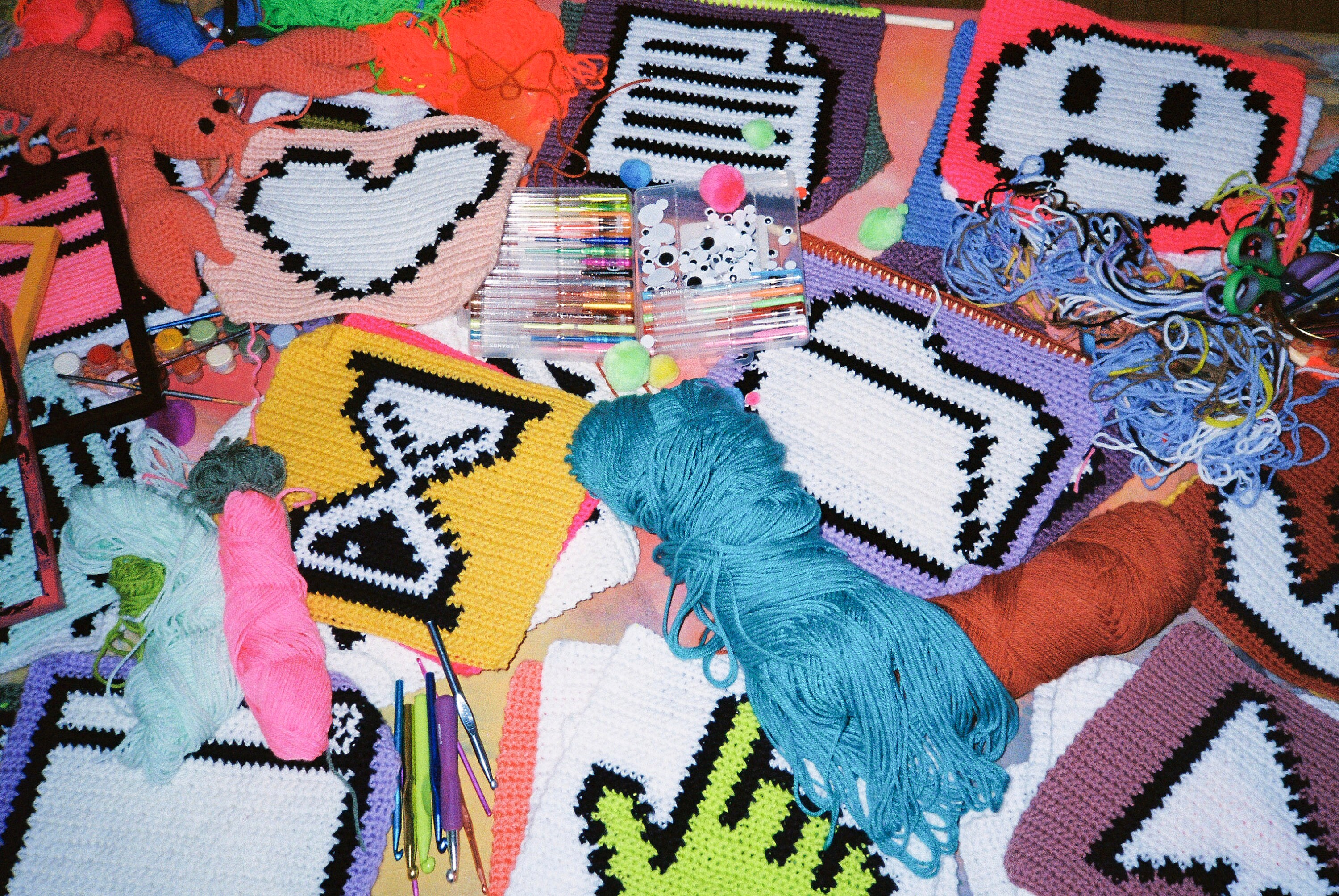 Computer Audio Crochet Pattern / Tapestry Granny Square Pattern - Etsy