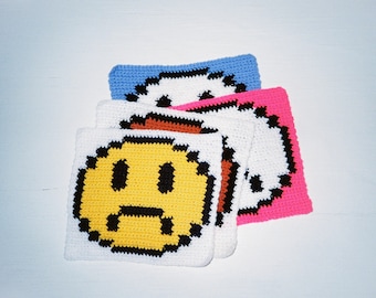 Computer 8 Bit Sad Face Crochet Pattern / Granny Square Tapestry Pattern