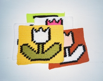 Computer 8 Bit Flower Crochet Pattern  / Granny Square Tapestry Pattern