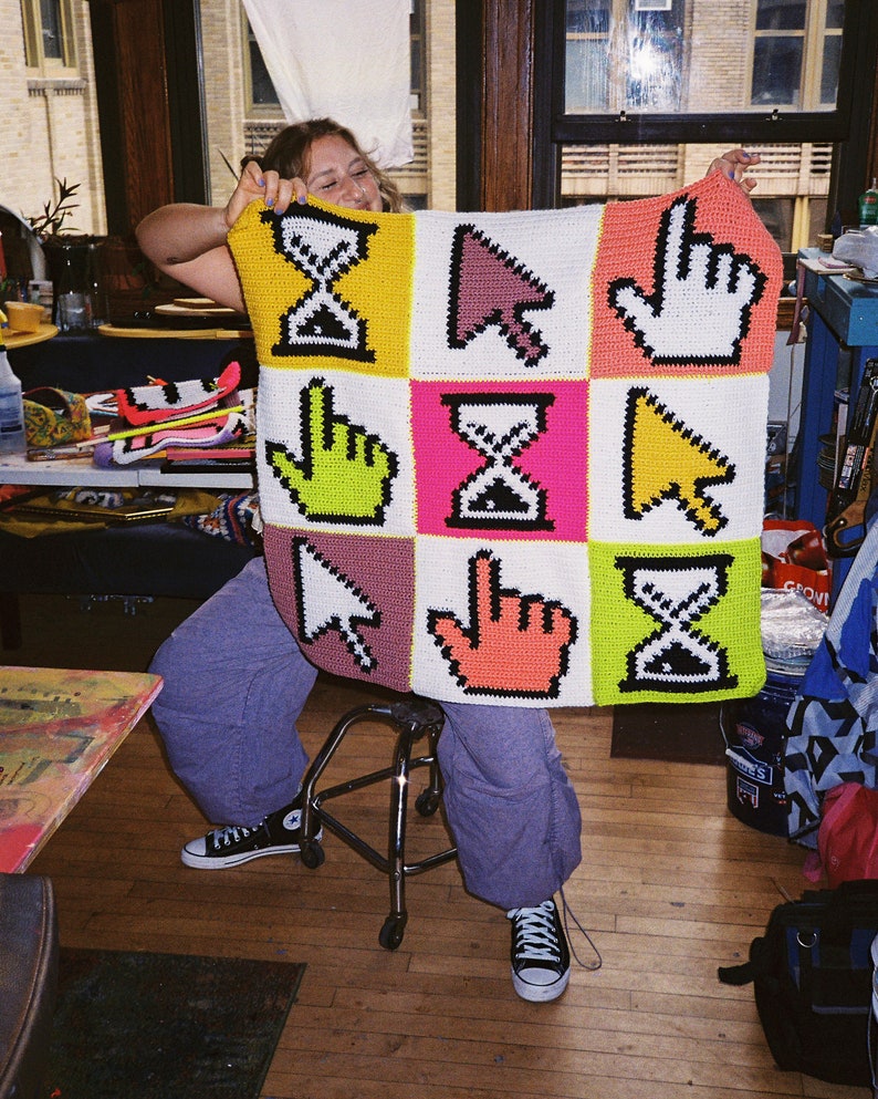 Computer Hourglass Crochet Pattern / Granny Square Tapestry Pattern - Etsy