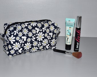 Make-Up bag, Floral