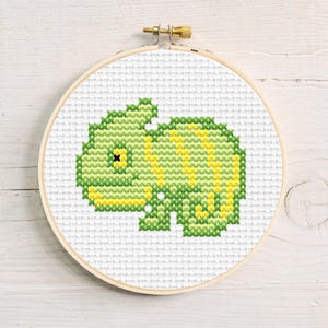 Petit caméléon facile, grille de point de croix, débutants, motif PDF, téléchargement immédiat, point de X compté, téléchargement numérique, lézard mignon, simple