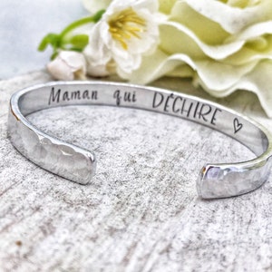 Hand Stamped Personalised Cuff Bangle, Custom Metal Bangle, Message Bangle, &#39;Je suis une MAMAN qui déchire&#39;