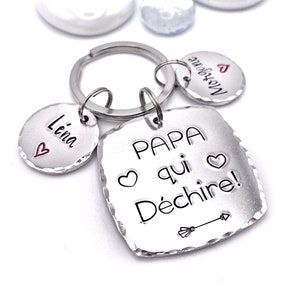 Papa Keychain, French Personalised Message Keyring, Gift for Papa, Papa qui Déchire