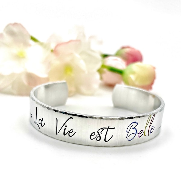 La Vie est Belle, Bracelet Jonc Gravé, Manchette La Vie est Belle, Bijoux La Vie est Belle