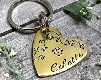 Hjärtformad hundbricka - Hundbricka med blommor - ID-medaljong