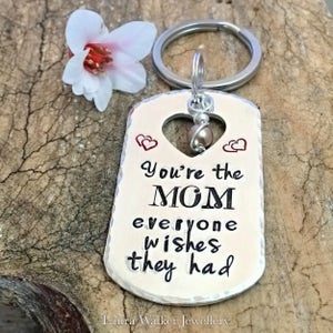 Llavero de mamá personalizado, regalo de mamá, llavero grabado a mano