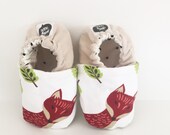 Red fox baby schoenen | baby moccs | voederbak schoenen | zachte zolen slofje | peuter mocassins