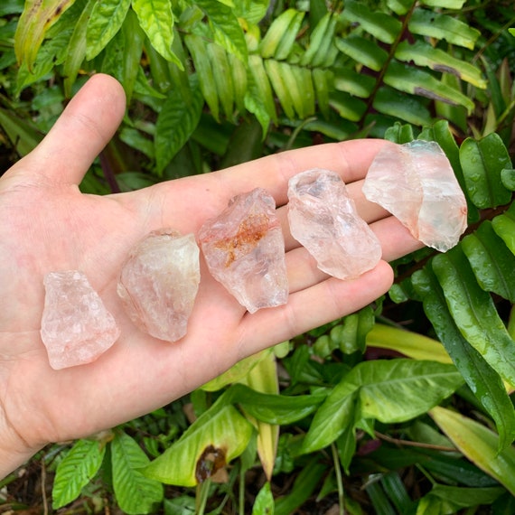 Fire Quartz Raw Crystals (12 Inch AA Grade 1220 Pieces Per Pound