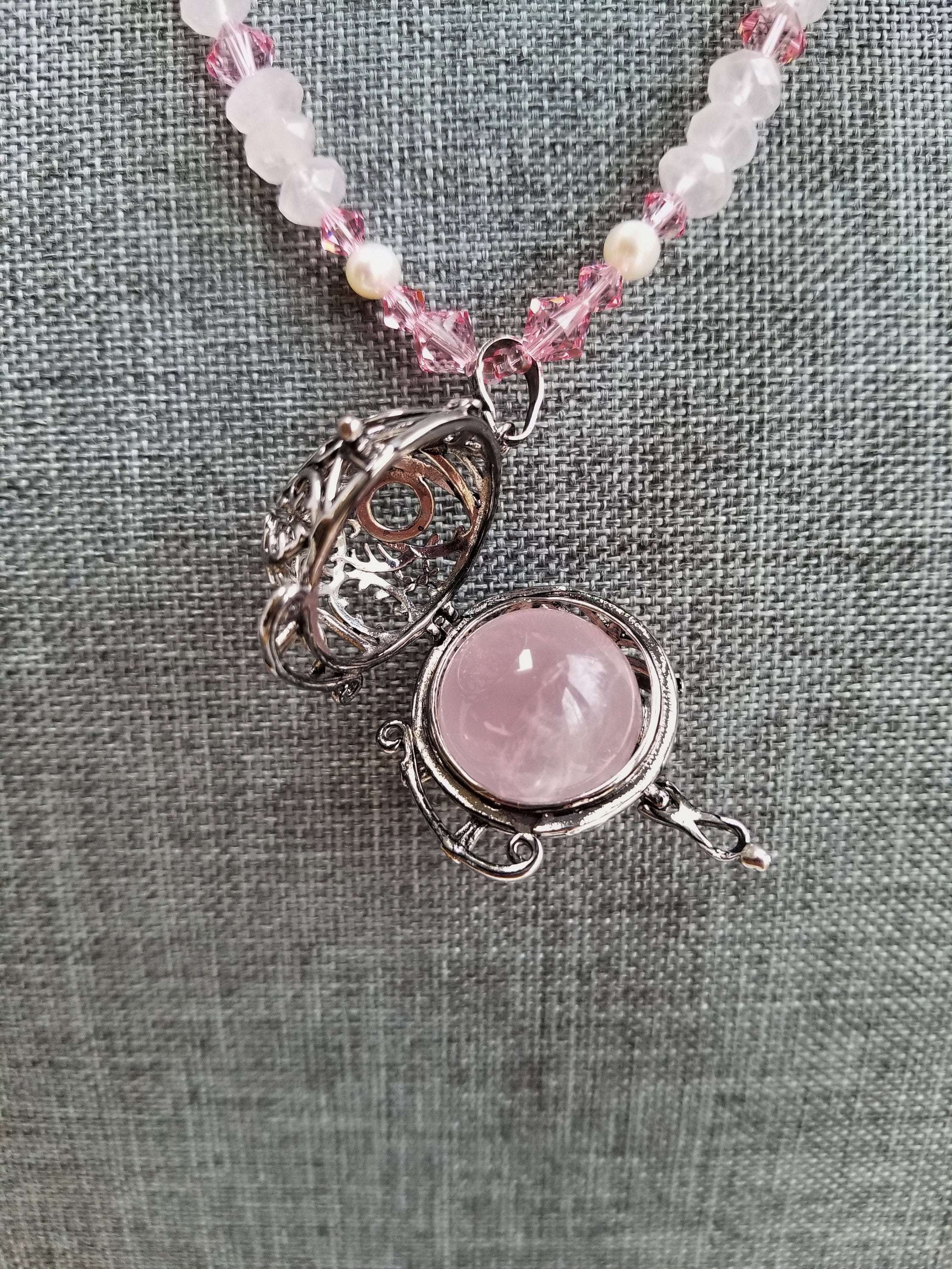 Swarovski rose quartz necklace online