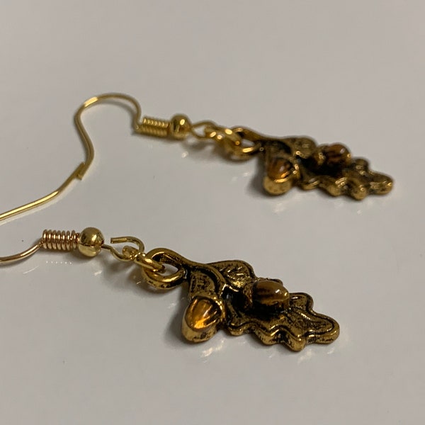 Oak Leaf with Acorns Antique Gold Enamel Earrings