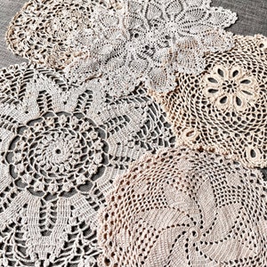 Buy 140 Pack Elegant Assorted Paper Lace Doilies Size 4.5, 5.5, 6.5