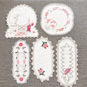 Embroidered doily bundle with 5 assorted vintage doilies, bundle for junk journals scrapbooks heirloom quilts crafts image 2