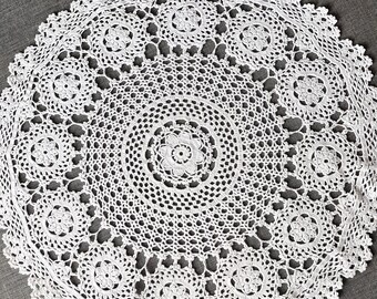 Large Vintage Crochet Doily, round floral antique white cotton doily