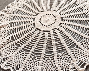 Vintage Crochet Doily, ecru Art Deco style geometric doily