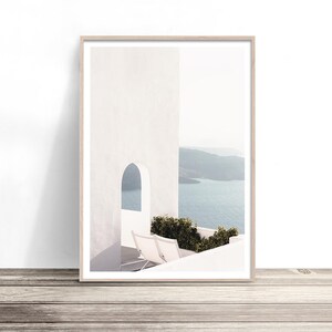Décoration murale Villa à Santorin | Impression méditerranéenne | Grèce Art | affiche de voyage | Photo de destination | Décoration murale Europe | Cadeau voyageur