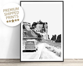 Desert Kombi Van Print, Van Life Gift, Southwestern Decor, Camper Van Wall Art, Arizona Utah Desert Poster, Monument Valley National Park