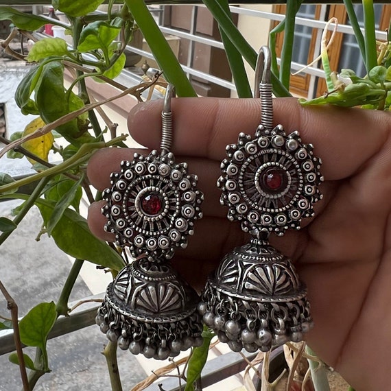 Antique silver jhumka earrings discount