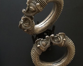 アクセサリー VINTAGE Indian jewelry Bangle Amazon.com: Efulgenz Indian Bangles for Women Oxidized