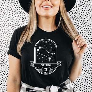 Zwilling Sternzeichen Shirt, Zwillinge Geschenke, Zwillinge T-Shirt, Astrologie Geschenke, Sternzeichen Geschenke, spirituelles Shirt