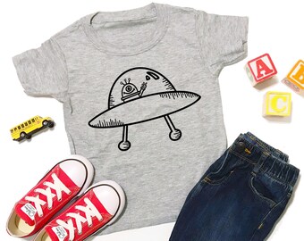 Kleinkind Junge Kleidung, Kleinkind Junge Shirt, Weltraum, Alien Raumschiff, Raum, Kleinkind Jungen Outfit, Baby Junge, trendy Jungen Kleidung, Jungen Kleidung