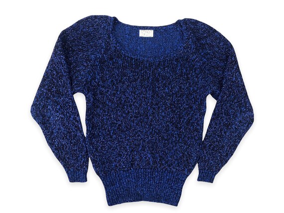 Scoop neck shop pullover sweater